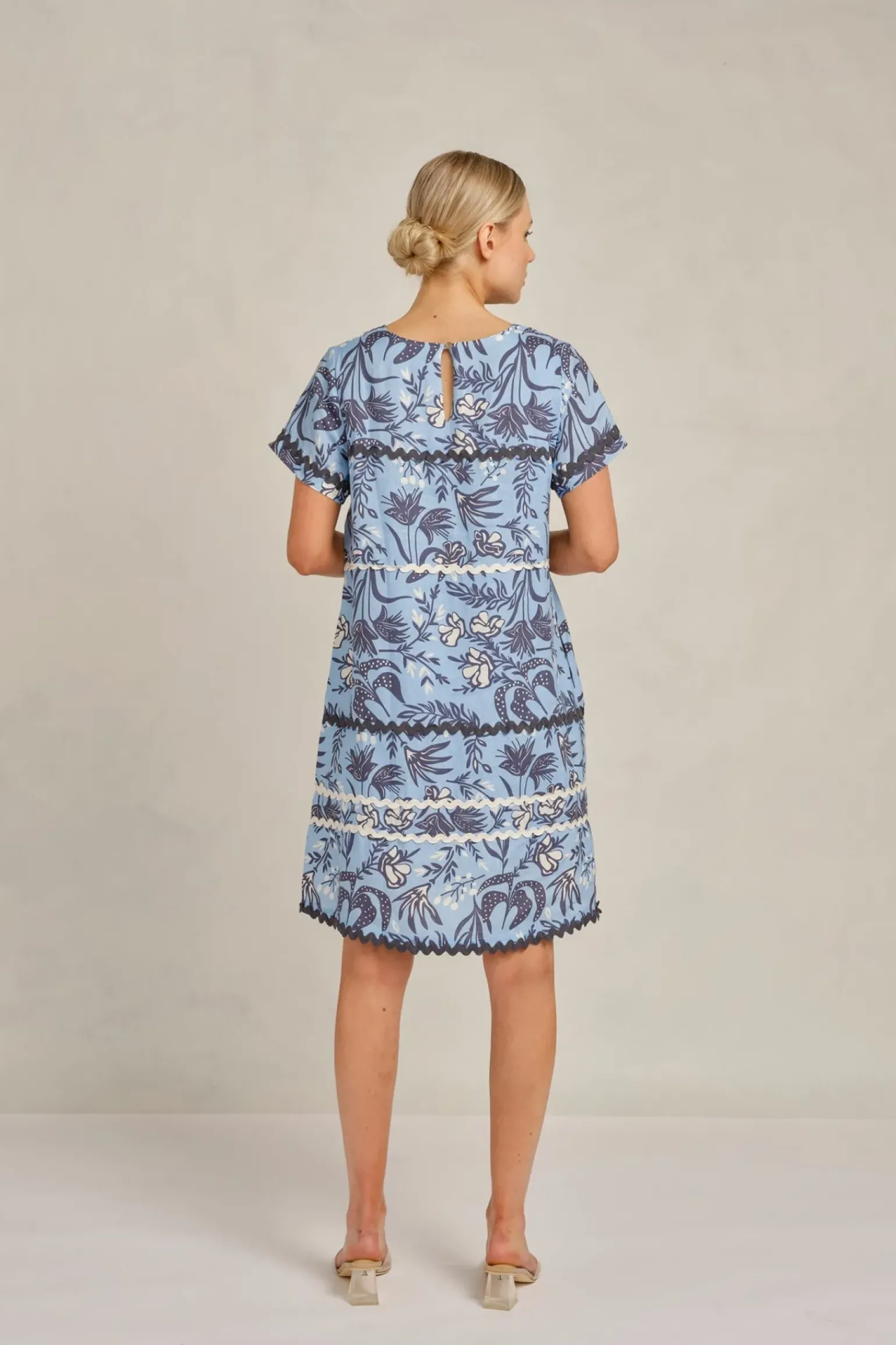 Alessandra Claudette Wave Dress Paradise - Cornflower