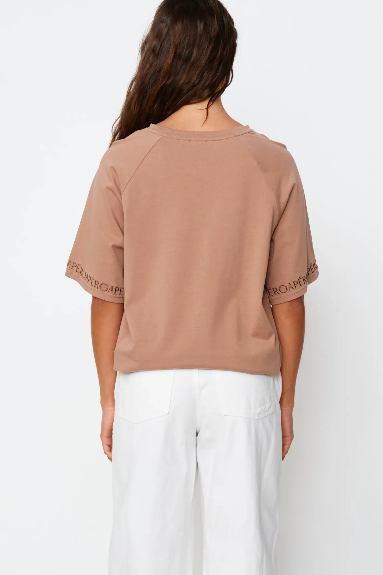 Apero Logo Sleeve Box Cut Tee - Mocha
