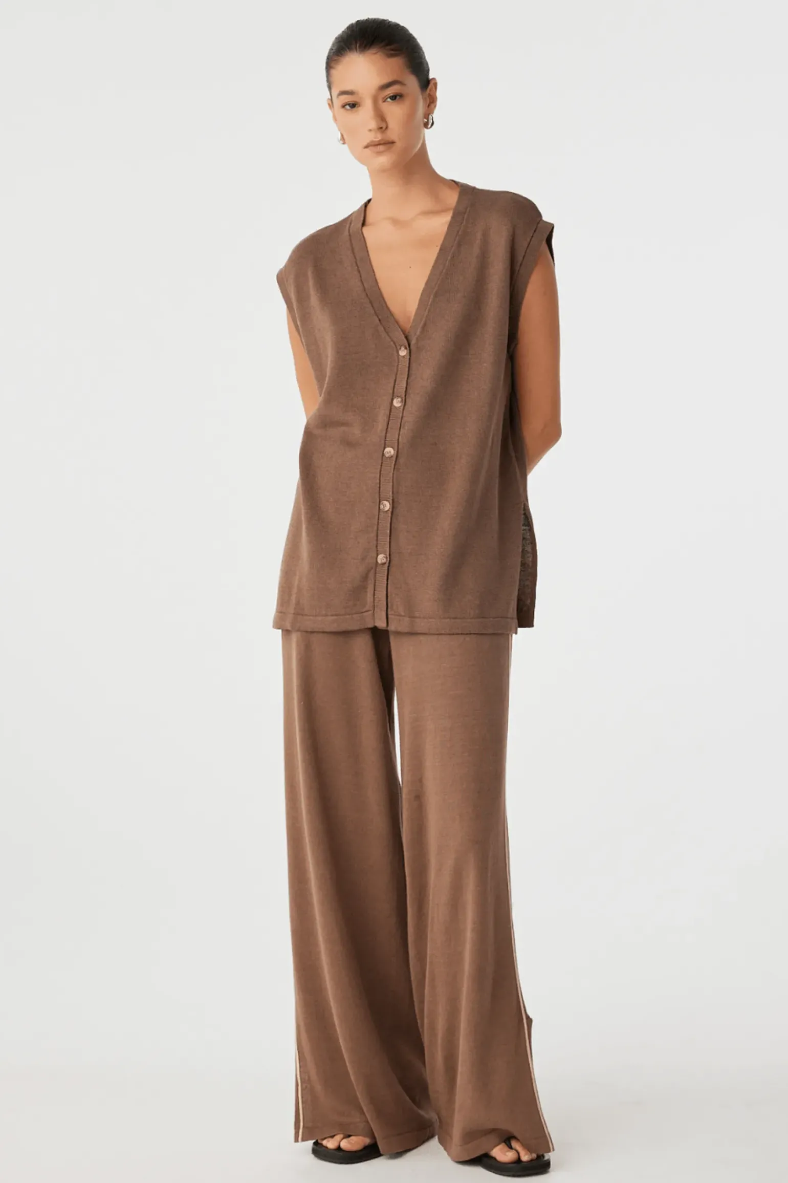 ARCAA Ada Vest - Cacao