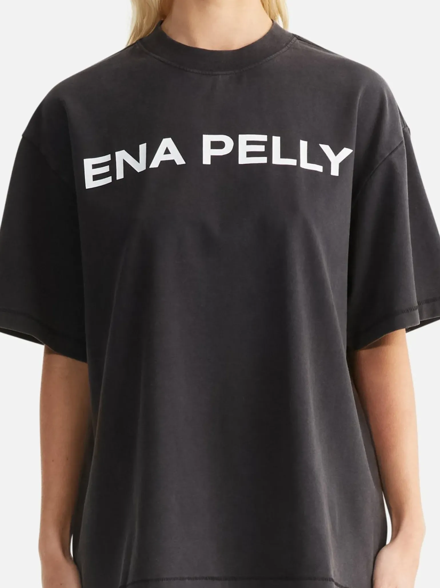 Ena Pelly Chloe Oversized Tee - Vintage Black