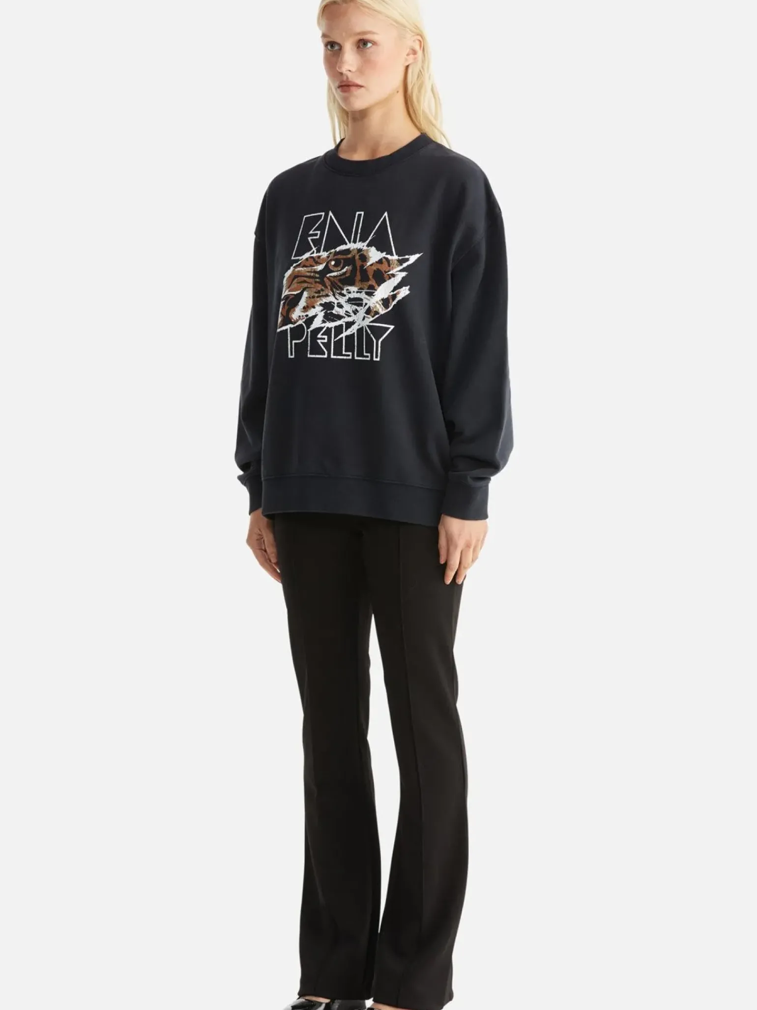 Ena Pelly Lilly Oversized Sweater Tigers Eye - Vintage Black