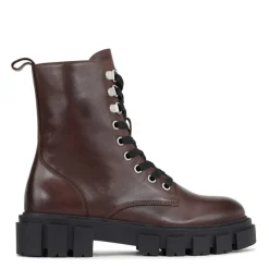 EOS Feature Leather Boot - Chestnut