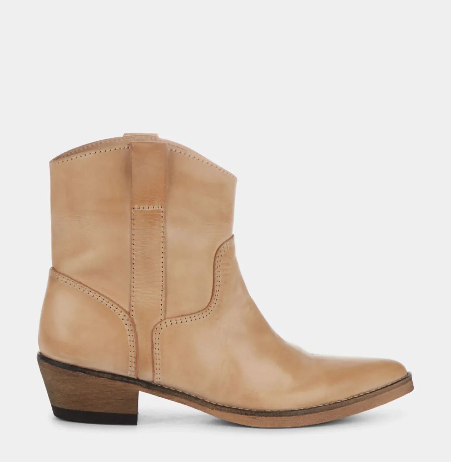 Ivylee Corrie Boot - Beige